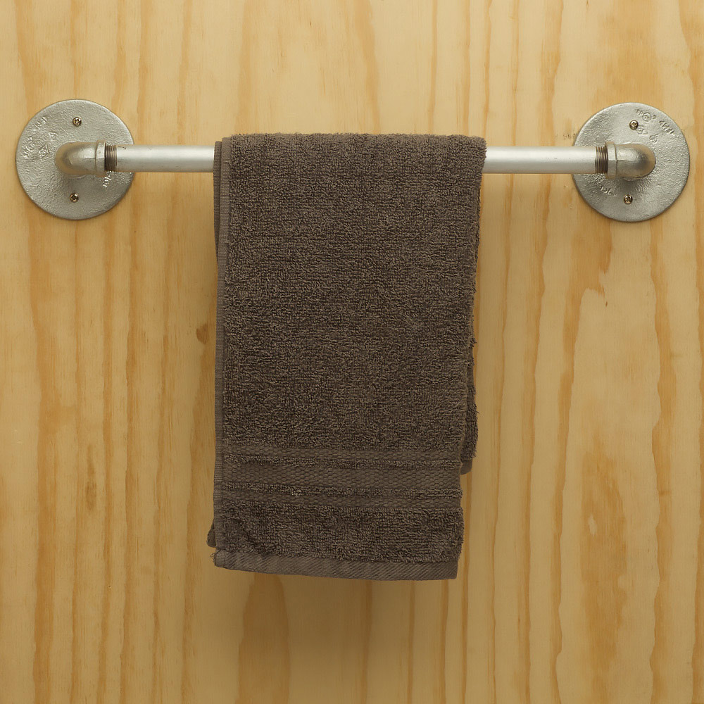 Industrial Plumbing Pipe Towel Rail