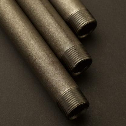 Three Quarter Inch 20mm threaded black steel pipe set lengths